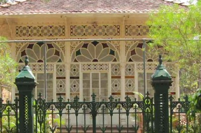 Visva Bharati VC Urges Bengal CM To Return Road Inside Campus Taken Over by PWD