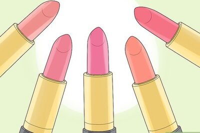 How to Wear Berry Lipstick