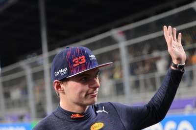Advantage Max Verstappen as Saudi Arabian GP Suspended After 12 Laps Following Crash