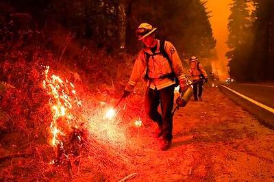 California Avoids Major Power Outages As Wildfires Rage