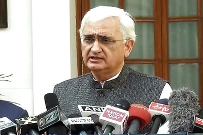 Salman Khurshid disfavours VIP security