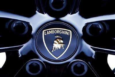 Lamborghini, Ferrari Have No Plans to Develop All-Electric Models