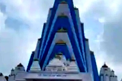 Lucknow’s 136-Feet-tall Durga Puja Pandal to Enter Guinness Book as World’s Tallest