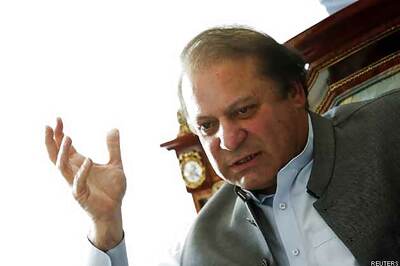 Pakistani Taliban split over Nawaz Sharif's peace offer