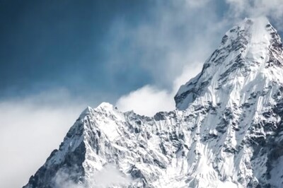 Now, Climbers Are Required To Bring Their Faeces Back To Base Camp To 'Save' Mount Everest