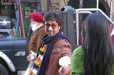 Besharam: Watch Ranbir woo Pallavi in 'Love Ki Ghanti'