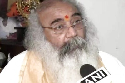 Cong Distances Itself from Acharya Pramod Krishnam's 'Thackeray Must Relinquish CM Post' Remarks