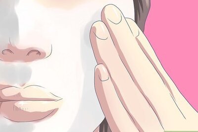 How to Treat Acne with Facials