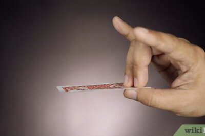 How to Do a Back Palm Vanish