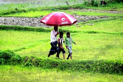 Heavy rains cause flood-like situation in Bengal