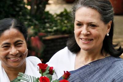 Mamata Proposes, Congress Disposes: 'Flexible' Sonia Shows Party Ready to Let Didi Play 'Big Brother'