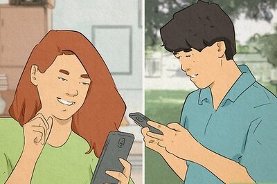 How to Reply to Awkward Texts: 11 Responses for Any Situation