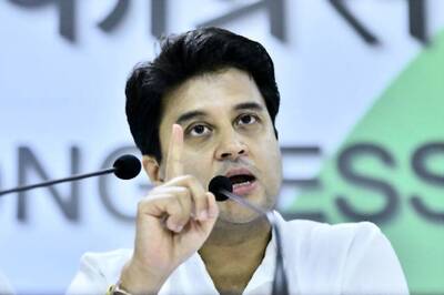 As Congress Finalises MP Candidates, Jyotiraditya Scindia Says No Ticket for Wife Priyadarshini Raje