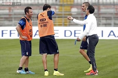 Italy a threat in World Cup despite ageing players, mavericks