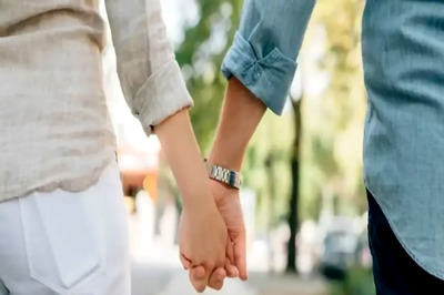 Man Produces 'Live-in Relationship Agreement' In Court To Get Bail in Rape Case Filed By Partner