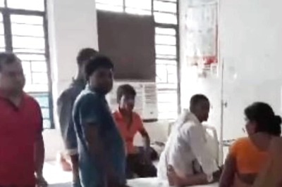 7 School Students Faint at a School in Bihar's Sheikhpura Due to Heatwave, Admitted to Hospital