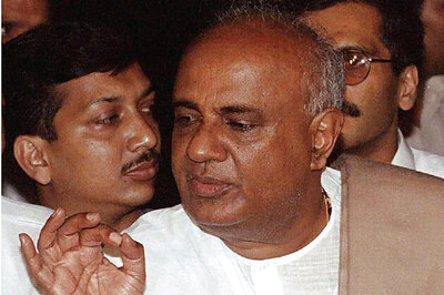 President poll: Deve Gowda to support Pranab