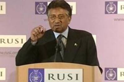 Asked to quit, Musharraf vows to expose coalition