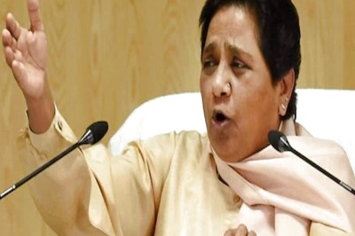 'Congress' Condition So Miserable in UP That...': Mayawati's Taunt at Priyanka Gandhi's CM Face Puzzle