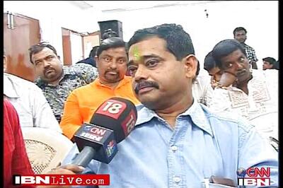 Pranab's son wants to contest from his LS seat