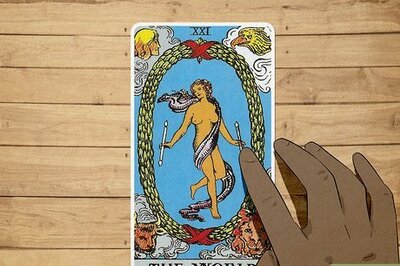 A Complete Guide to Your Tarot Birth Card