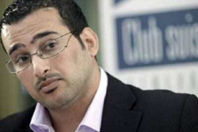 Iraqi journo turns tables on Bush shoe-thrower