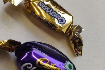 Ahmedabad Police Give Toffees to Woman For Following Traffic Rules, 'Cute' Gesture Gets Lauded