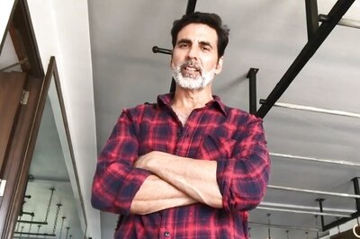 Akshay Kumar Appeals Everyone To Return To Work And Take Precautions