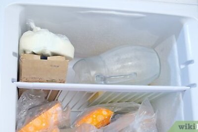 How to Make a Pitcher of Sex on the Beach Cocktails