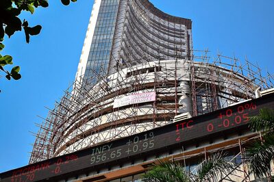 Fundraising Via IPO Nearly Halves To Rs 59,412 Crore In 2022; 35% By LIC Alone: Prime Database