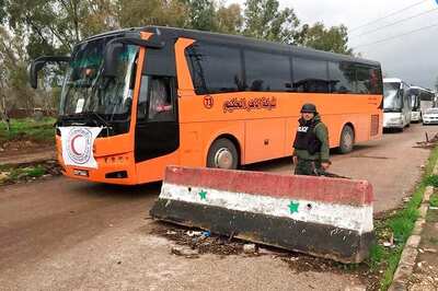 Evacuations of Opposition Fighters Resume in Syria's Homs