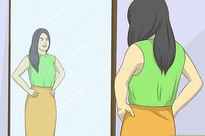 How to Wear a Pencil Skirt