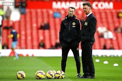 Louis van Gaal feels Manchester United on course for top four