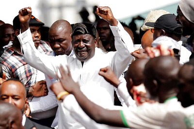 Kenyan Opposition Leader Raila Odinga Sworn in as 'People's President'