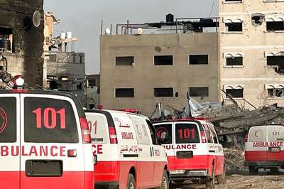 Israeli Negotiators Land in Paris to Unblock Hostage Release Talks, over 100 Killed in Gaza Strikes