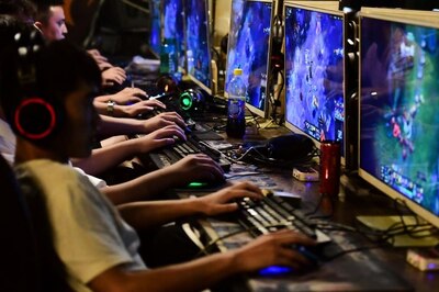 China Cuts Amount of Time Minors Can Spend on Online Games