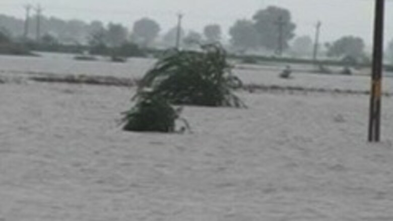 Flood alert in Gujarat, evacuation begins