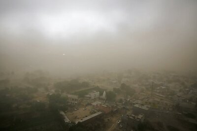26 Killed as Severe Dust Storms, Lightning Strikes Uttar Pradesh