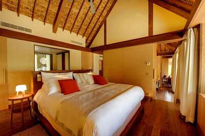 Simplified Designs, Use Subtle Textures: Here’s How You Can Make Your Home Look Spacious