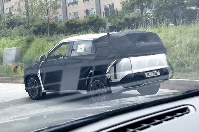 Kia Seltos Based Upcoming Electric SUV Spotted Testing, Based on E-GMP Platform