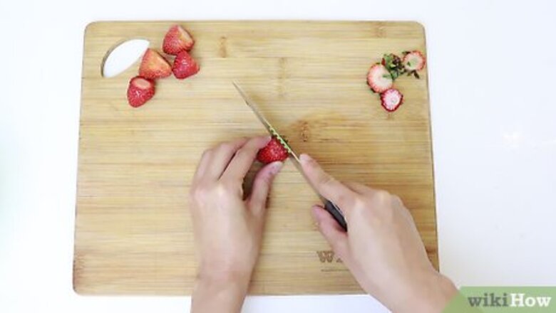 How to Dry Strawberries