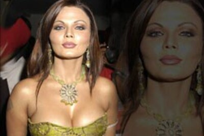 Rakhi Sawant caught in a Mint-o Fresh role