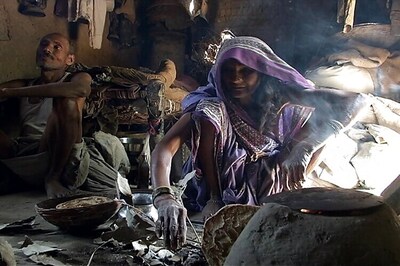 Prevent hunger deaths in Bundelkhand, CM Akhilesh Yadav tells officials