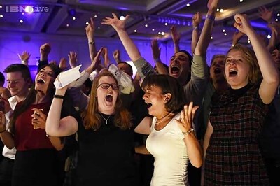 Scots spurn independence, vote to stay in the United Kingdom