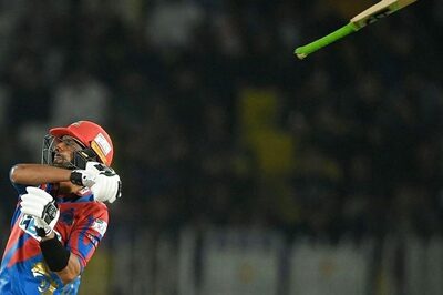 Watch: Shoaib Malik's Bizarre Dismissal Against Peshawar Zalmi In PSL