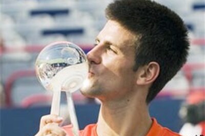 Djokovic beats Federer, wins Montreal Master title