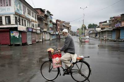 Independence Day in Mind, Restrictions to Continue for Some Time in Kashmir Valley, Say Officials