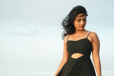 Bigg Boss Telugu 4 Contestant And YouTuber Alekhya Harika Raises Temperatures In All-black Outfit