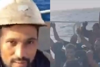 'Bharat Mata Ki Jai': Indians on Liberian Ship Cheer; Navy Hunts For Pirates Involved in 'Hijacking'