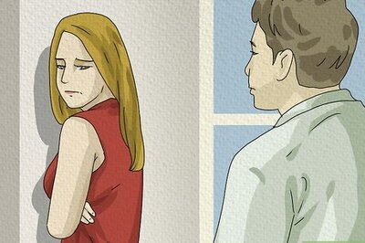 How to Tell if Your GF Isn’t into You Sexually (Plus, What to Do about It)